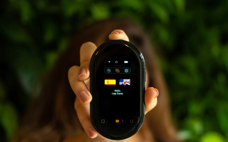 Máy phiên dịch cầm tay
